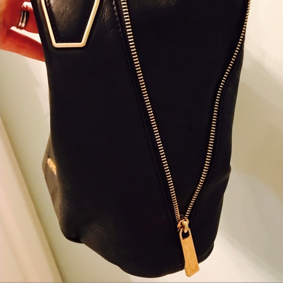 Michael Kors black leather handbag - Picture 2 of 8